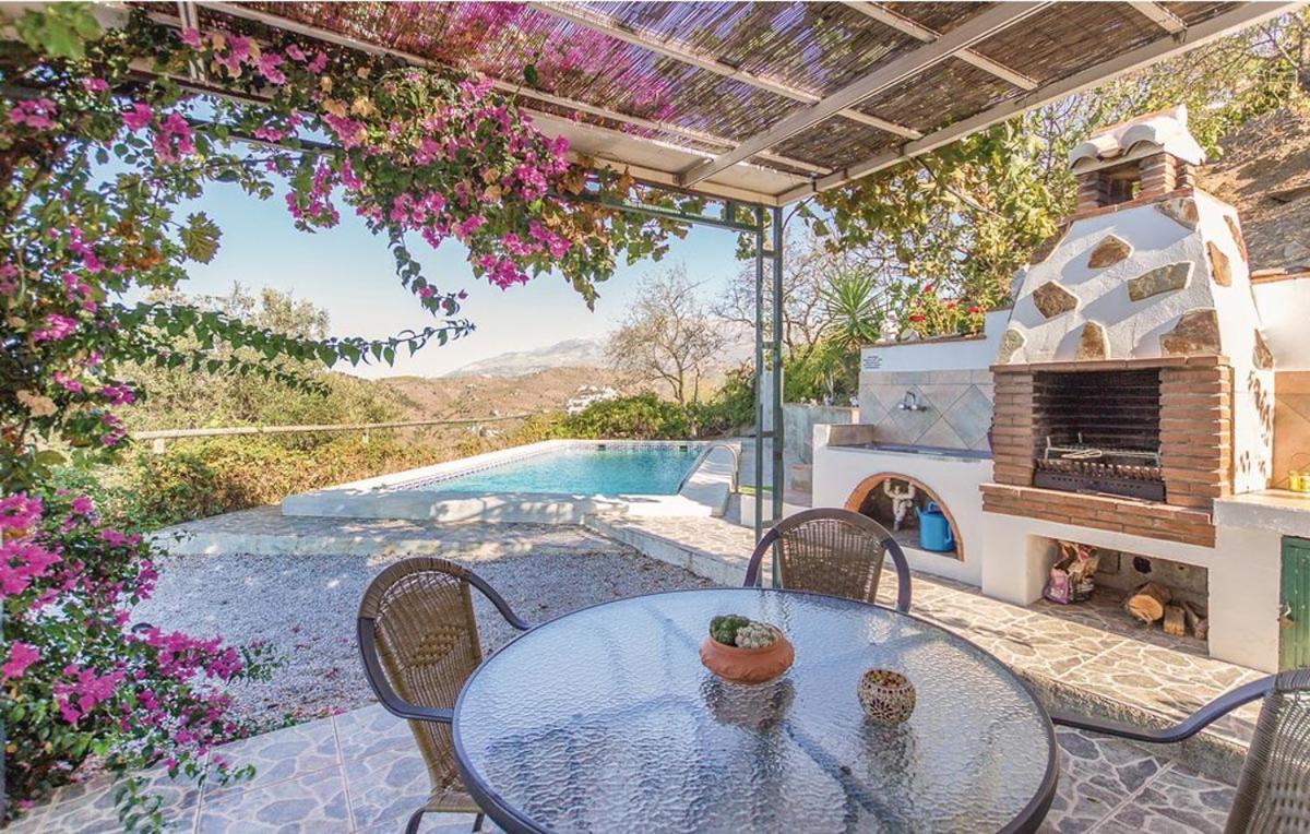 Casa Lola Villa Sayalonga Ngoại thất bức ảnh